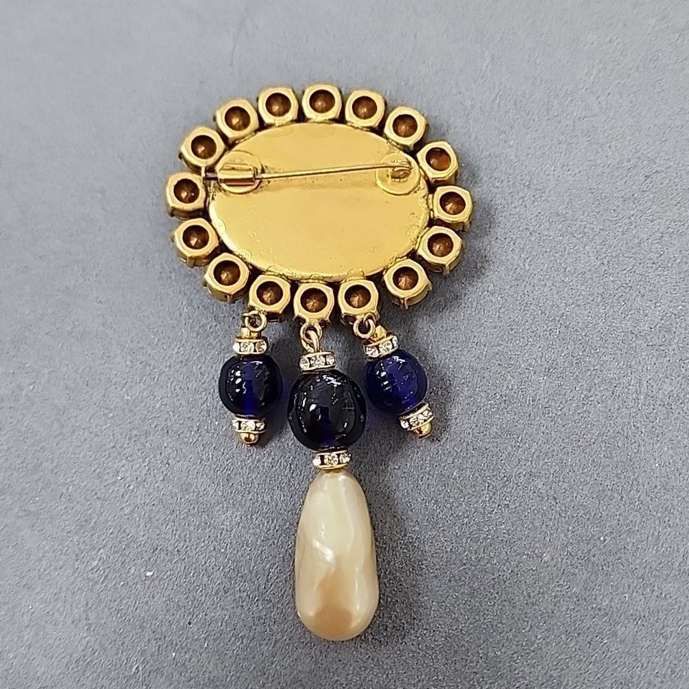 YSL Vintage Glass Sapphire Emerald Pearl Rhinestone Runway Sample Brooch Pin - Picture 2 of 2